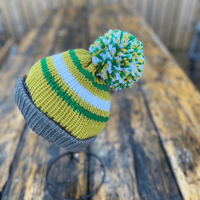 Tweenie beanie. Grey, white, green and lime 