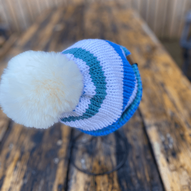 ❄️Funky Chunky Bobble Hat – Ice Blue & Snow White with Faux Fur Pom - Handmade in Scotland